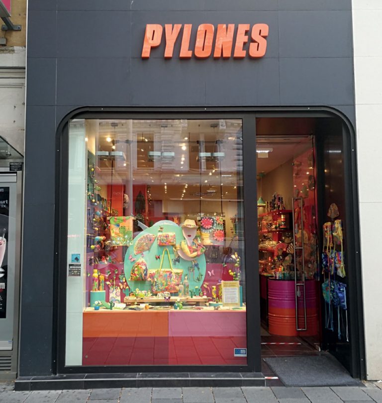 Pylones Mariahilfer Straße